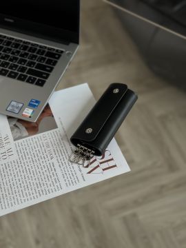 Ключница на кнопках